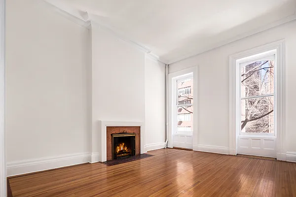 Rented by Douglas Elliman | media 8