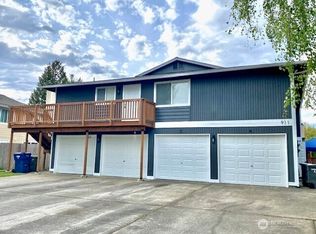 911 30th Street NE, Auburn, WA 98002