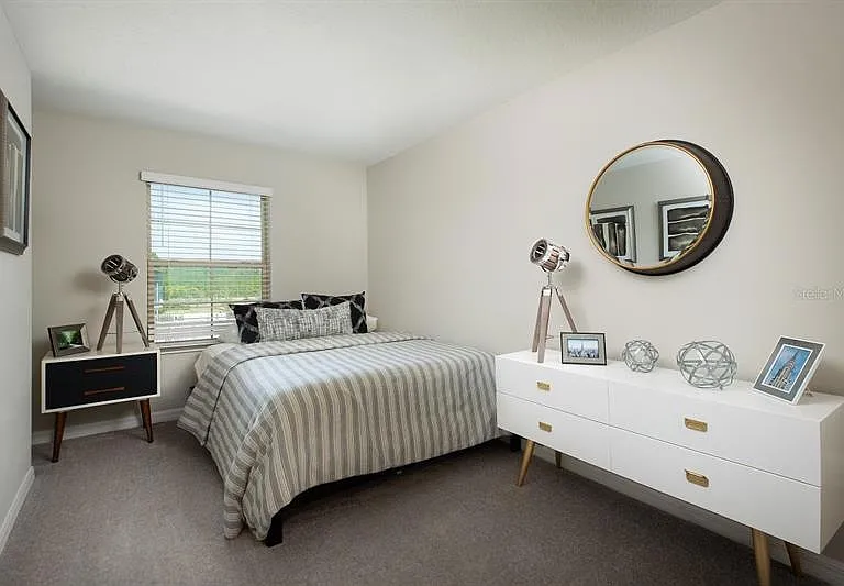 5112 Forum Blvd — Photo 2