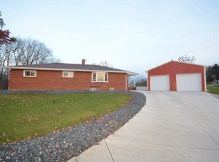 96 Edgewood Dr, Washington, PA 15301