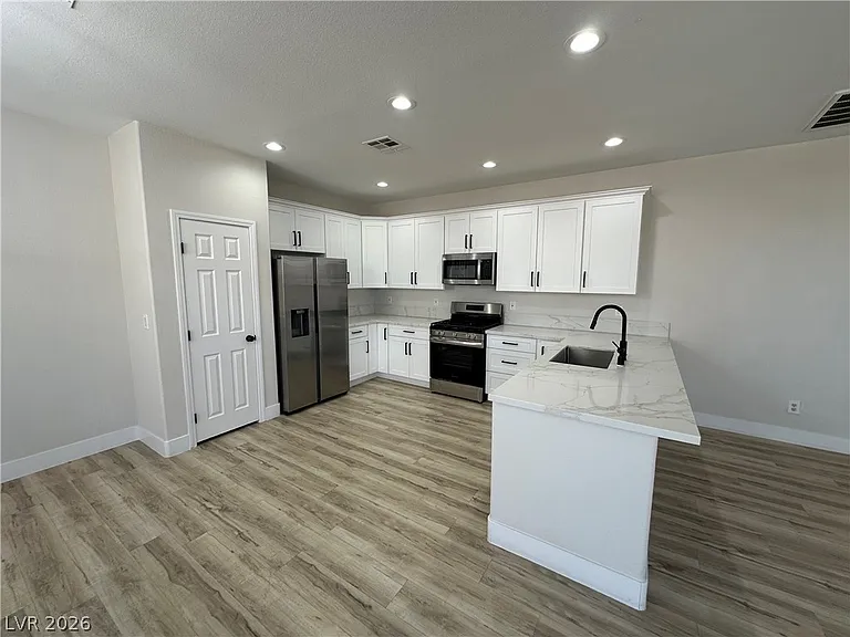 10004 Bonterra Ave — Photo 3