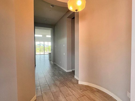 3rd image of 14205 N Stone View Pl