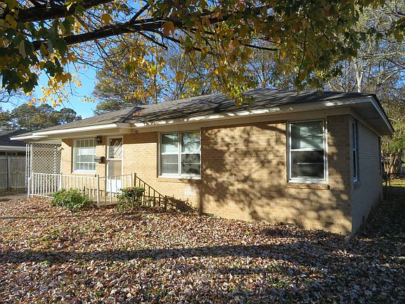 4th image of 2306 Sylvia St