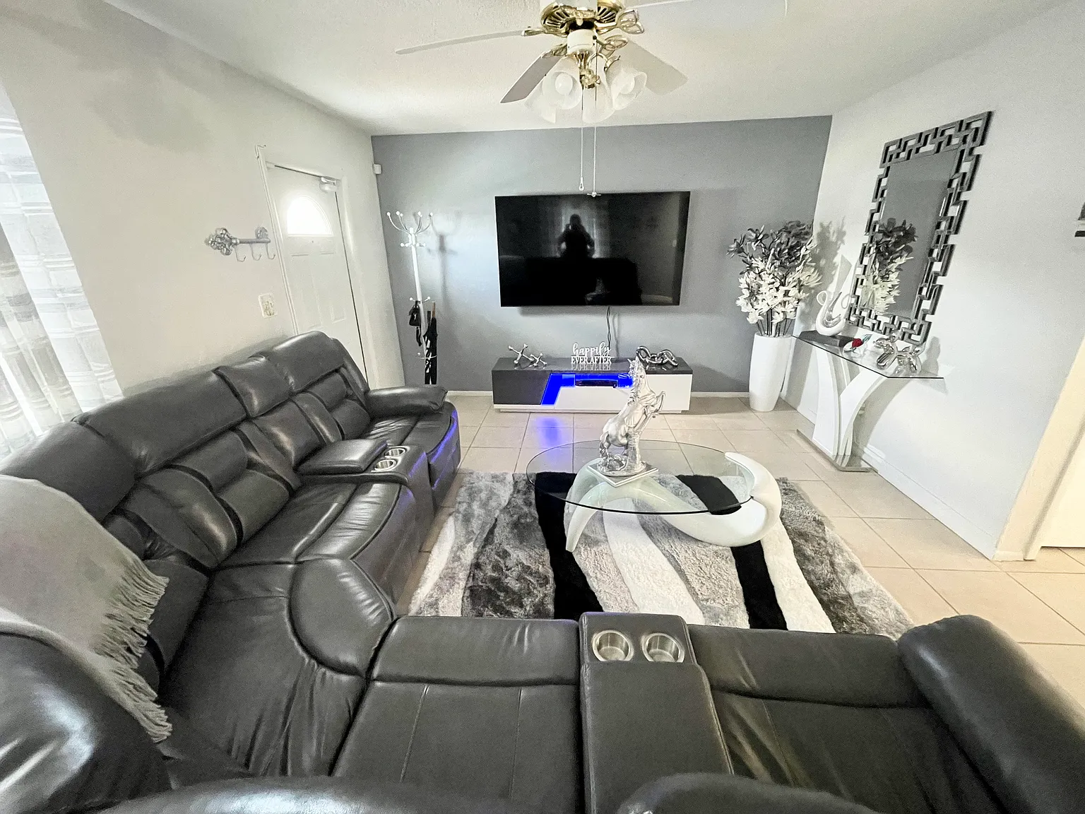 2 bed, 962 sqft, $1,300 — Photo 4
