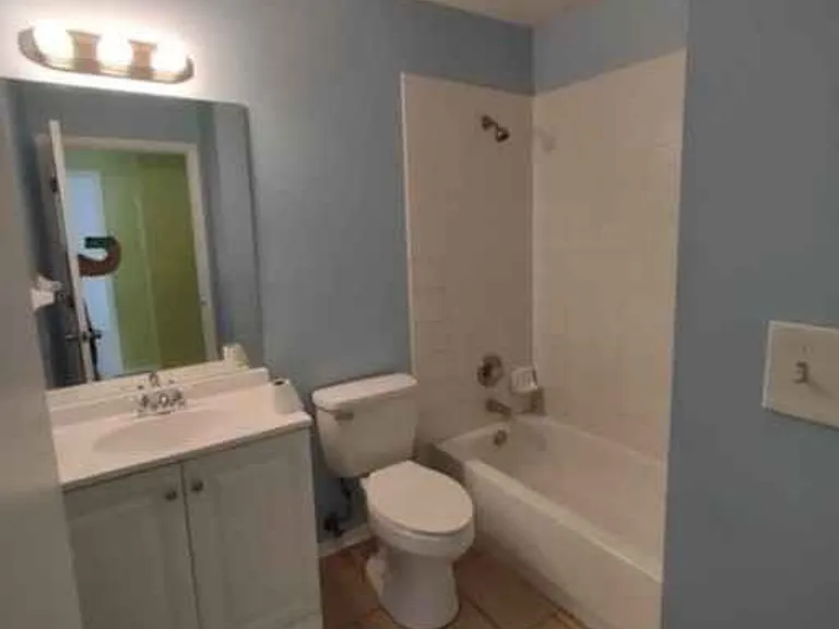 3213 N 49th St #B — Photo 6