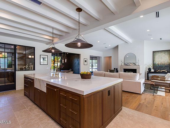 3rd image of 4549 E Calle Ventura --