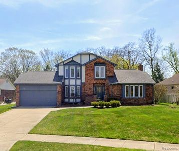 112 Streamview Dr, Troy, MI, 48085