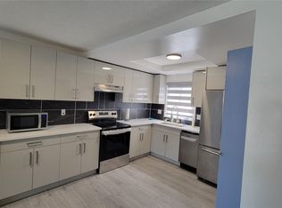 8823 Holly Dr APT B207, Everett, WA