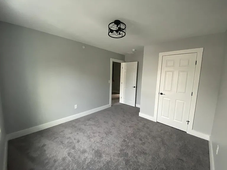 32 Main St #4 — Photo 23