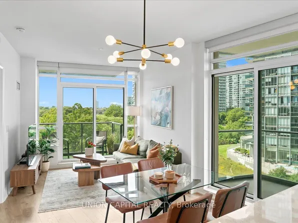 36 Park Lawn Rd #505, Toronto, ON M8V 0E5