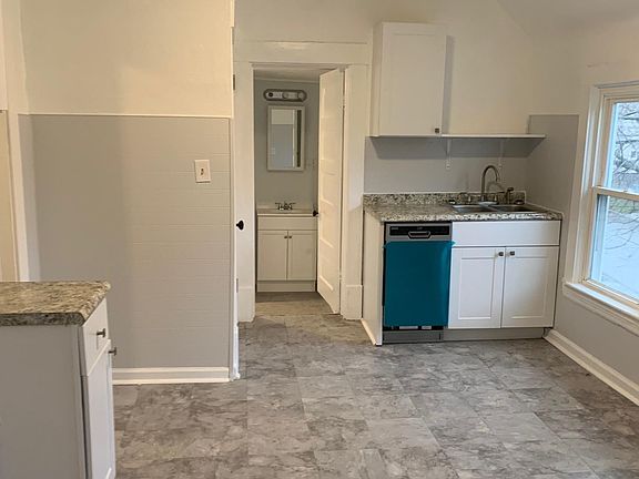 2nd image of 3545 W 48th St #2
