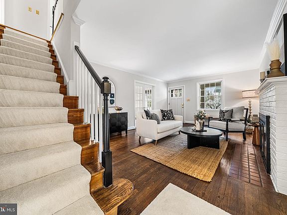 5th image of 4923 34th Rd N