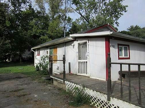 4th image of 1508 E 72nd St