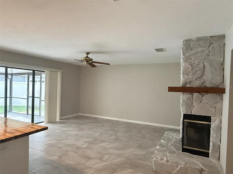 18306 Felspar Way — Photo 8