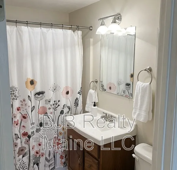 6 Oregon Ave #12 — Photo 4