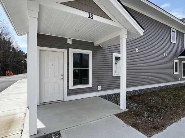 18 South Street, 18 South St #1, Morrisville, VT 05661
