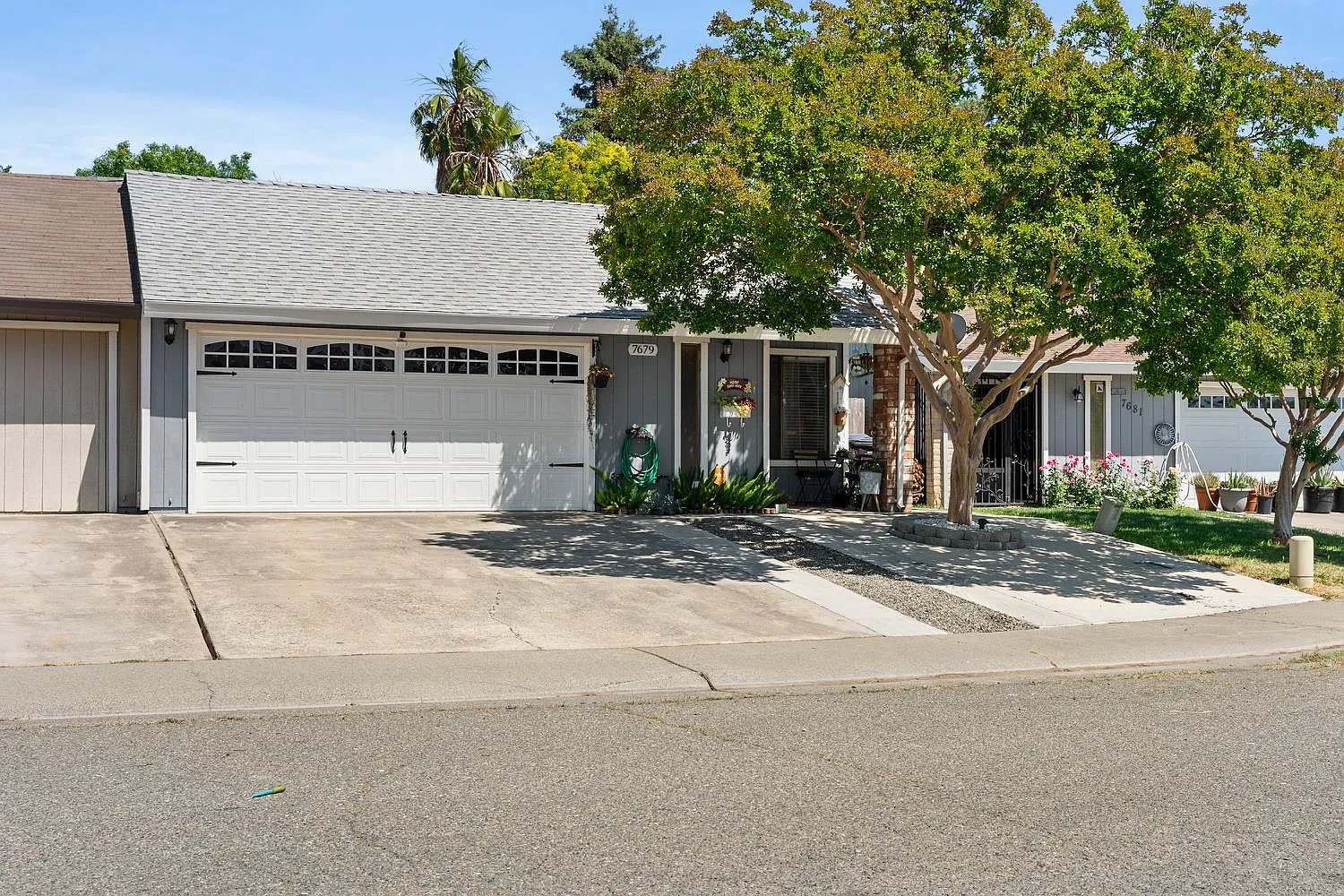 7679 Lakewood Park Dr photo 1