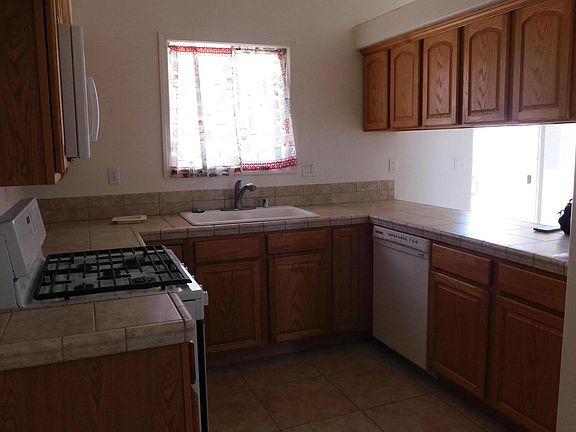 4th image of 20863 W Lake Dr