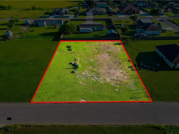 3800 Cowboy Dr, Weslaco, TX 78599