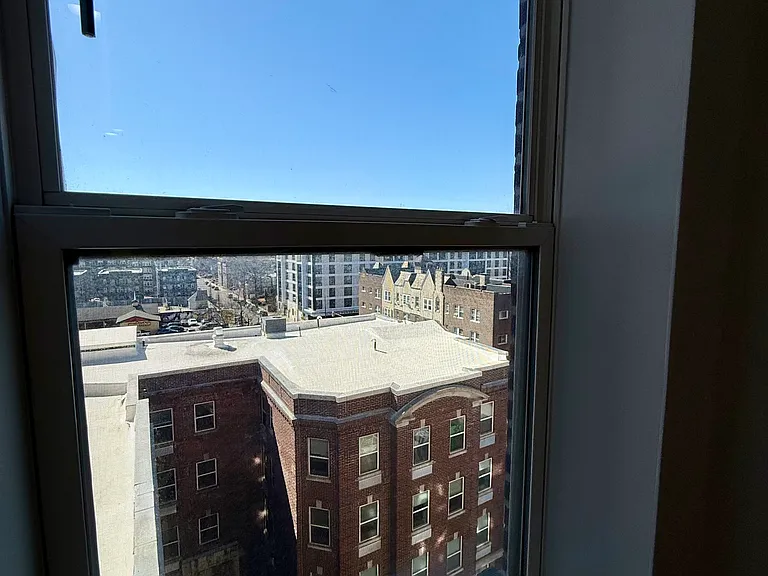 249 S 49th St #8O6 — Photo 37