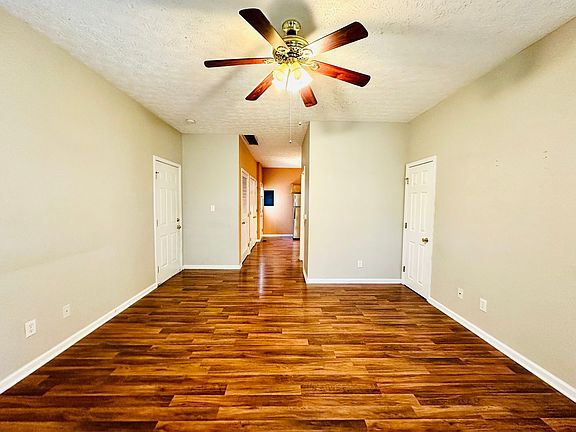 4th image of 1705 Stratton Ct