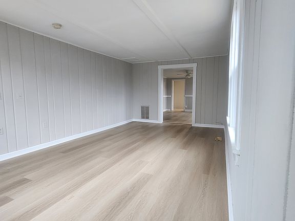 3rd image of 5015 Indian Ln APT A
