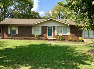 82 New Middleton Hwy, Gordonsville, TN 38563