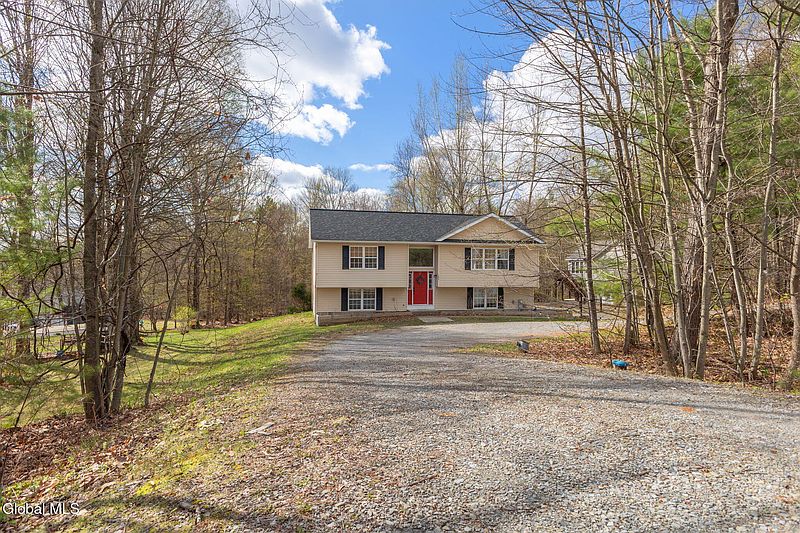 3rd image of 164 N Greenfield Road