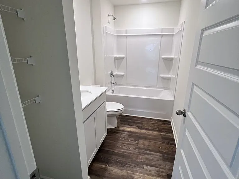 2491 Sky Dr — Photo 9