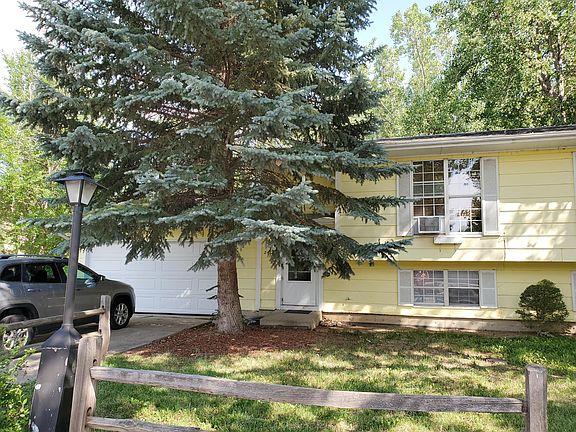 4th image of 2412 Dodd Ln
