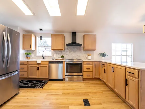 93 Ridgecliff Dr, Richland, WA 99352