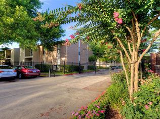 2425 Augusta Dr APT 1, Houston, TX 77057