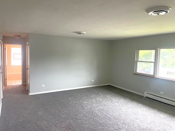 3rd image of 647 E South Broadway Ave APT 3