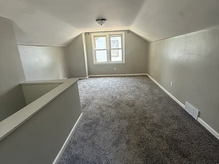 18520 Tireman St — Photo 13