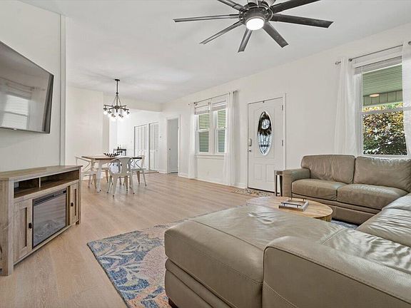 5th image of 5125 Winters Ln