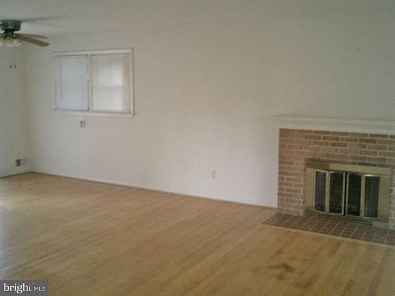 5th image of 14951 Greymont Dr