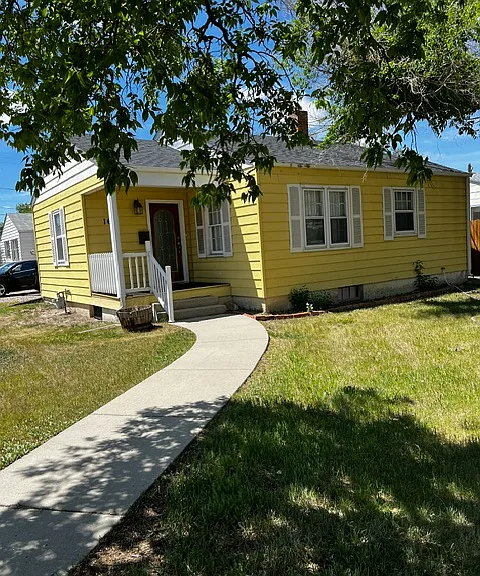 162 S Beverly St — Photo 1