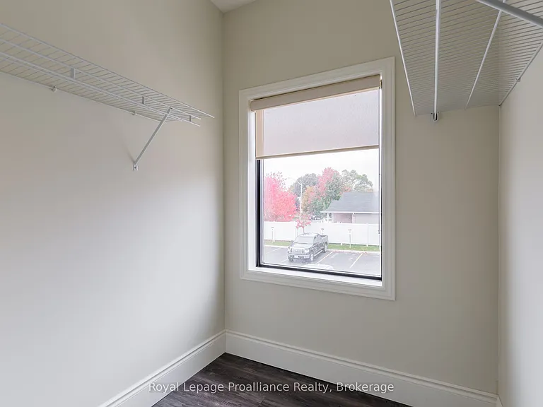 863 Abbey Ln #206 — Photo 17