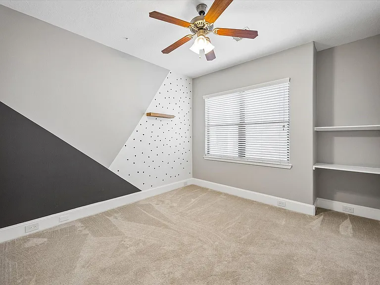 405 Jackson Hill St — Photo 16