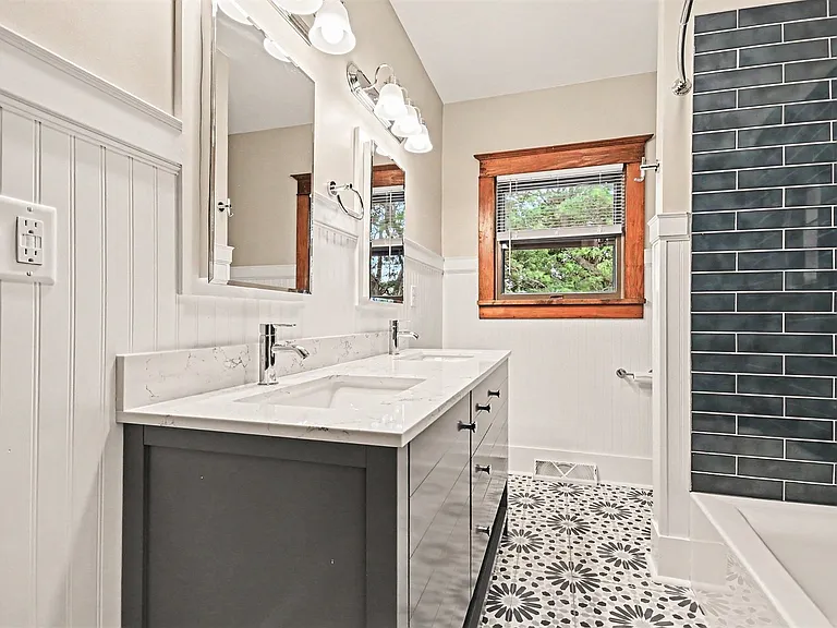 12905 Cathy Ln — Photo 21