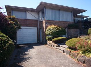 5601 SW Orleans St, Seattle, WA 98116