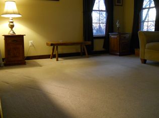 8877 Tomstown Rd, Waynesboro, PA 17268