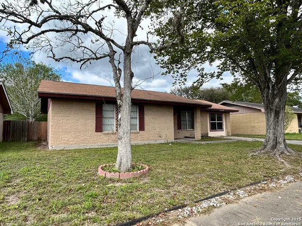 1209 Fairview Dr., Beeville 78102