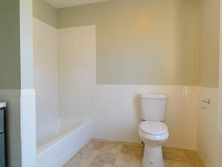 28-30 Chestnut Ave — Photo 14