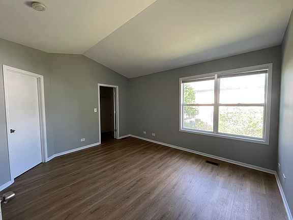 4th image of 2826 Powell Ct #2826