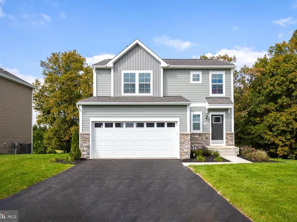 Aragon Dr, Charles Town, WV 25414