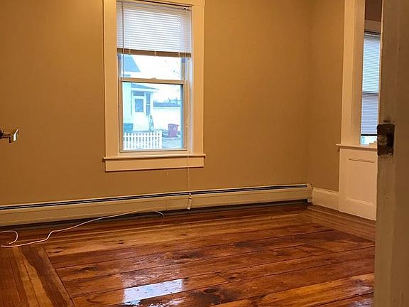 5th image of 247 White Street # First Floor