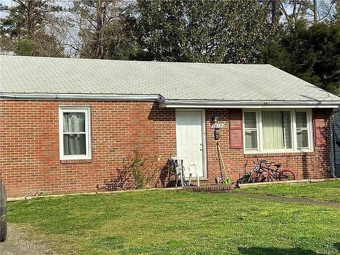 1st image of 3812 Greenwood Dr