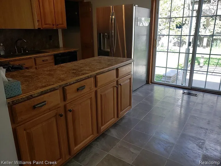 3136 Kilmer Dr — Photo 16