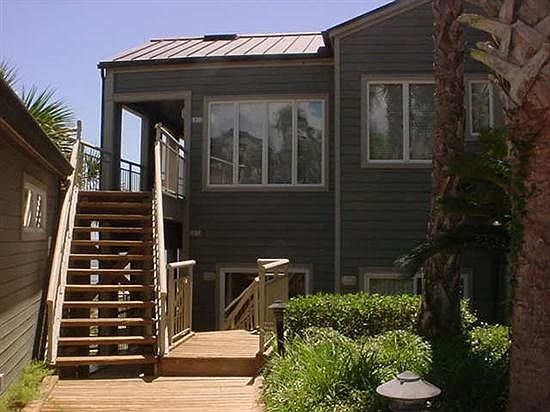 2nd image of 137 Sea Hammock Way